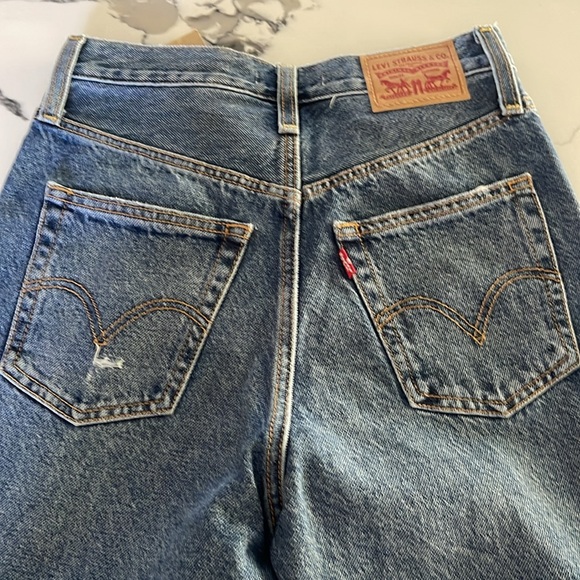 LEVIS RIBCAGE STRAIGHT ANKLE,SUPER HIGH RISE 👖 JEANS .‼️‼️ - Picture 8 of 13